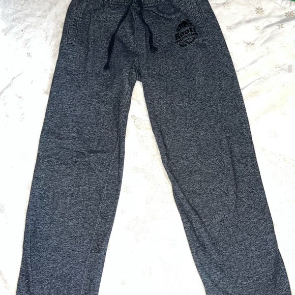 size small roots sweatpants in good condition - Picture 2 of 5